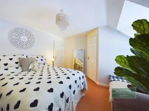 Photo 22- click for photo gallery